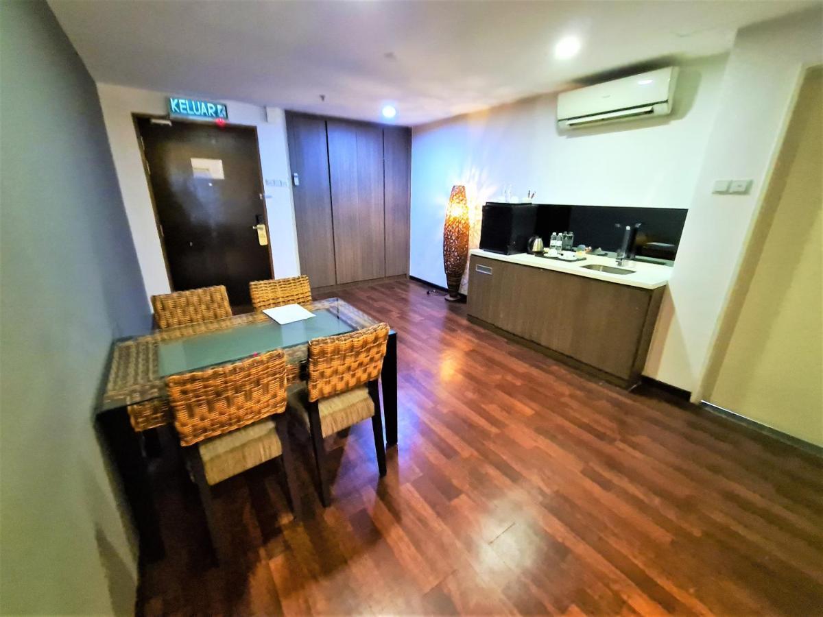 Nexus Business Suite Hotel Shah Alam Buitenkant foto